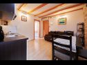 Apartmanok és szobák Jare - in old town R1 zelena(2), A2 gornji (2+2) Trogir - Riviera Trogir  - Apartman - A2 gornji (2+2): ebédlő
