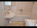 Apartmanok Marin2- near beach: A3(4+2) Trogir - Riviera Trogir  - Apartman - A3(4+2): fürdőszoba toalettel