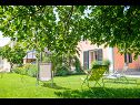 Házak a pihenésre Mirjana - beautiful garden with barbecue: H(4+1) Trogir - Riviera Trogir  - Horvátország  - kert