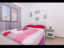 Apartmanok Tom - panoramic sea view: A1(6) Trogir - Riviera Trogir  - Apartman - A1(6): hálószoba