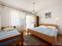 Apartmanok Mihaela - sea view : A1(5+1), A2(4), SA3(2) Trogir - Riviera Trogir  - Apartman - A1(5+1): hálószoba
