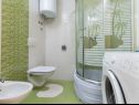 Házak a pihenésre More - garden shower: H(10+2) Vinisce - Riviera Trogir  - Horvátország  - H(10+2): fürdőszoba toalettel