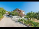 Apartmanok Kosta - 70m from sea : A1(2+1), A2(4+2) Vinisce - Riviera Trogir  - ház