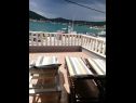 Apartmanok Josip - 5 m from beach: A1(6) Vinisce - Riviera Trogir  - kilátás a tengerre