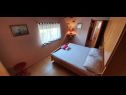 Apartmanok Julija - big terrace and grill A1 Asy(4) Bibinje - Riviera Zadar  - Apartman - A1 Asy(4): hálószoba