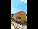 Apartmanok Sandra - 150 meters from the beach A1 (6+2), A2 (3+2), A3 (2+2) Crna Punta - Riviera Zadar  - ház