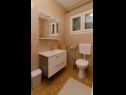 Házak a pihenésre Old Town - great location: H(6+2) Nin - Riviera Zadar  - Horvátország  - H(6+2): fürdőszoba toalettel