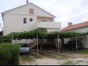 Apartmanok Slava - private parking: A1(6+1) Nin - Riviera Zadar  - ház