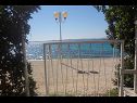 Apartmanok Andri - 5 m from the beach : A1(4), A2-donji(2+2) Petrcane - Riviera Zadar  - kilátás (ház és környéke)