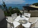 Apartmanok Andri - 5 m from the beach : A1(4), A2-donji(2+2) Petrcane - Riviera Zadar  - Apartman - A2-donji(2+2): terasz