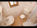 Apartmanok Armitage - family friendly: A1(4), A2(4+1), A3(2+1), A4(2+1), A5(2+1) Privlaka - Riviera Zadar  - Apartman - A3(2+1): fürdőszoba toalettel