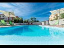 Apartmanok Mlađo - swimming pool: A1(4+2), A2(4+2), A3(2+2), A4(2+2) Privlaka - Riviera Zadar  - medence