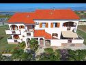 Apartmanok Armitage - family friendly: A1(4), A2(4+1), A3(2+1), A4(2+1), A5(2+1) Privlaka - Riviera Zadar  - ház