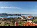 Apartmanok Adriatic - with beautiful garden: A1(2), A2(2), A3(2+2) Rtina - Riviera Zadar  - Apartman - A2(2): a terasz kilátása