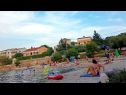 Házak a pihenésre Anamaria - sea and mountain view: H(3+2) Vinjerac - Riviera Zadar  - Horvátország  - strand