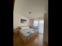 Apartmanok Draga - comfortable & afordable: A1(2+2), A2(6), A3(2+2) Vir - Riviera Zadar  - Apartman - A1(2+2): hálószoba