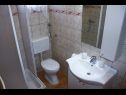 Apartmanok Almond A1(2+2), A2(4+2), A3(4+2) Vir - Riviera Zadar  - Apartman - A1(2+2): fürdőszoba toalettel