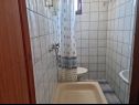 Szobák Mat - 300 m from sea: R1(2), R3(3), R4(3) Vir - Riviera Zadar  - Szoba - R1(2): fürdőszoba toalettel