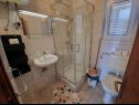 Apartmanok Rising Sun A1(2+2), A2(2+2), A3(2+2) Vir - Riviera Zadar  - Apartman - A2(2+2): fürdőszoba toalettel