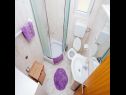 Apartmanok Ljubo - modern andy cosy A1(2+2), A2(4+2), A3(4+2) Vrsi - Riviera Zadar  - Apartman - A2(4+2): fürdőszoba toalettel