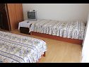 Apartmanok és szobák Jagoda - comfy and cozy : A1 Lijevi (3+2), A2 Desni (3+2), R1(4) Zadar - Riviera Zadar  - Apartman - A1 Lijevi (3+2): hálószoba