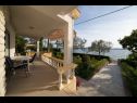 Házak a pihenésre Villa Petar 1 - 10m from sea: H(4) Zadar - Riviera Zadar  - Horvátország  - ház