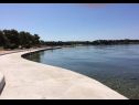 Apartmanok Ivan Z2 - 250 m from beach: A2(4) Zadar - Riviera Zadar  - strand