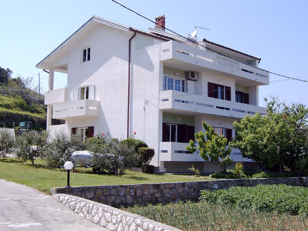 Apartmanok Suzy - 80m from the sea: A1 Šestica (6+1), A2 Četvorka (4) Supetarska Draga - Rab sziget 