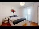 Apartmanok Korni - comfortable A1(8) Biograd - Riviera Biograd  - Apartman - A1(8): hálószoba