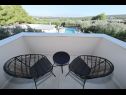 Házak a pihenésre Villa Milka - heated pool: H(12) Sveti Filip i Jakov - Riviera Biograd  - Horvátország  - H(12): balkon