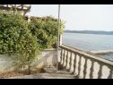  Gianna - beachfront: H(6+2) Sveti Petar - Riviera Biograd  - Horvátország  - udvar