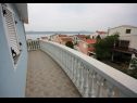 Apartmanok Vese - 100 m from beach: A1(2+2), A2(2+2), A3(5+3), A4(2+2) Sveti Petar - Riviera Biograd  - Apartman - A3(5+3): terasz