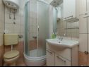 Apartmanok Silvana - economy apartments : A1(4), A3(2+1), A2(2) Supetar - Brac sziget  - Apartman - A3(2+1): fürdőszoba toalettel