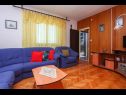 Apartmanok Miro - 3 Bedroom apartment: A1(6) Supetar - Brac sziget  - Apartman - A1(6): nappali