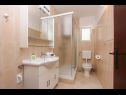 Apartmanok Miro - 3 Bedroom apartment: A1(6) Supetar - Brac sziget  - Apartman - A1(6): fürdőszoba toalettel