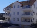 Apartmanok Louis - 250m to the beach: A1(6) Supetar - Brac sziget  - ház