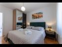 Apartmanok Nick - jacuzzi & seaview: A1(4+1) Mastrinka - Ciovo sziget  - Apartman - A1(4+1): hálószoba