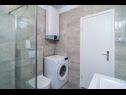 Apartmanok Pero - free parking A1(4+2), A2(2+2) Dubrovnik - Riviera Dubrovnik  - Apartman - A1(4+2): fürdőszoba toalettel