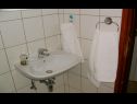 Apartmanok Miho SA1(2), SA2(2), SA3(2), SA4(2) Orebic - Félsziget Peljesac  - Apartmanstudió - SA1(2), SA2(2): fürdőszoba toalettel