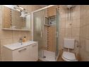 Apartmanok Zdravko - comfortable & close to the sea: A1(4), A2(2+1), A3(4), A4(2+1) Orebic - Félsziget Peljesac  - Apartman - A2(2+1): fürdőszoba toalettel