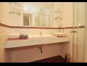 Apartmanok Martin - modern: A2(4), A3(4), A4(4) Rovinjsko Selo (Rovinj) - Isztrián  - Apartman - A4(4): fürdőszoba toalettel