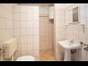 Apartmanok Polo A1 (4+2) Vrbnik - Krk sziget  - Apartman - A1 (4+2): fürdőszoba toalettel