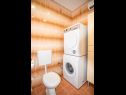 Apartmanok Anđelko - air conditioning: A1(6+2), A2(6+2) Baska Voda - Riviera Makarska  - Apartman - A2(6+2): fürdőszoba toalettel