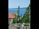 Apartmanok Josip - 150 m from beach with free parking A1(3), A2(5), A3(2+2) Baska Voda - Riviera Makarska  - Apartman - A3(2+2): kilátás a tengerre