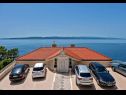 Apartmanok Draga - 10 m from sea: A1(4+2), A2(2+2) Brela - Riviera Makarska  - parkoló