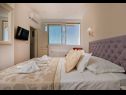 Apartmanok Draga - 10 m from sea: A1(4+2), A2(2+2) Brela - Riviera Makarska  - Apartman - A1(4+2): hálószoba
