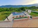 Házak a pihenésre Villa Marta - with pool: H(6+2) Kozica - Riviera Makarska  - Horvátország  - medence (ház és környéke)