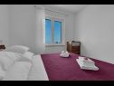 Apartmanok Josip - panoramic sea view & parking: A1(4+2) Makarska - Riviera Makarska  - Apartman - A1(4+2): hálószoba