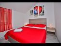 Apartmanok Marijo - 300 m from beach: A1(4+1) Makarska - Riviera Makarska  - Apartman - A1(4+1): hálószoba
