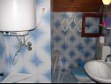 Apartmanok Dragan - Economy Apartments: A1 Veci (4+1), A2 Manji (4+1) Jezera - Murter sziget  - Apartman - A1 Veci (4+1): fürdőszoba toalettel